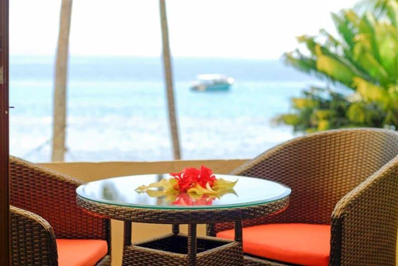 Garden Island Resort Waiyevo Buitenkant foto