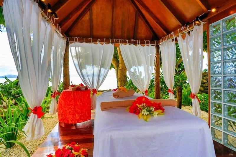 Garden Island Resort Waiyevo Buitenkant foto